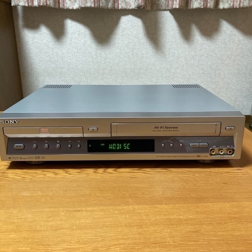 ソニー　DVDプレーヤー/ビデオカセットレコーダー　SLV-D33V  動作確認済