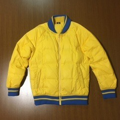 オニツカタイガー 中綿ジャンパー