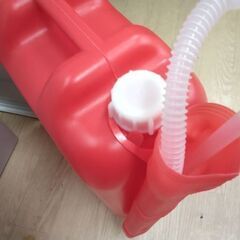 極上美品 ポリタンク 灯油ポンプ 灯油ポンプ受け 3点セット 灯...