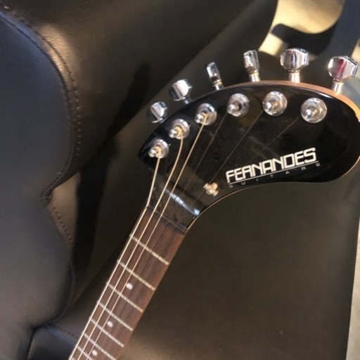 FERNANDES ぞうさんギター　MINI GUITAR