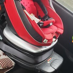 チャイルドシート  お取引中の画像