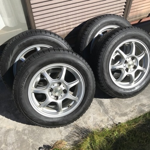 決定しました！！早い者勝ち！！　バリヤマ　スタッドレス4本 ホイールセット　8000円