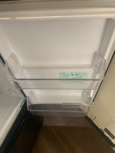 2016年製　三菱　一人暮用冷蔵庫　黒　中古