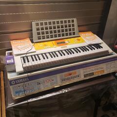 YAMAHA ヤマハ 電子キーボード タッチレスポンス 光る鍵盤...