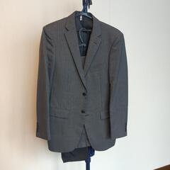 男性用スーツ