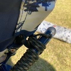 壊れたグランドチェアの画像