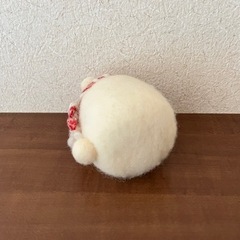 羊毛フェルト ころんと可愛い白くまさん ★作家さんのハンドメイド品★の画像