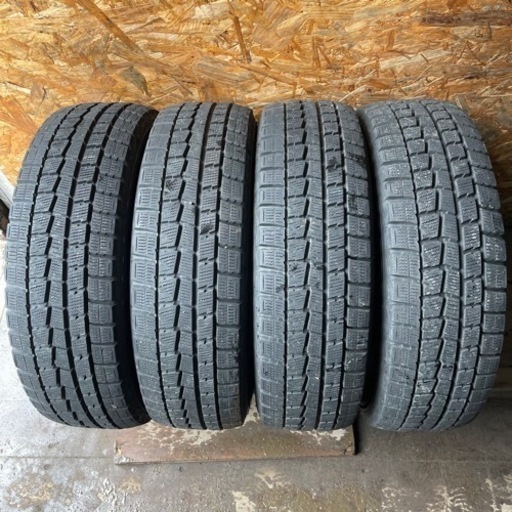 バリ山　DUNLOP ダンロップ　WM01 185/70R14 スタッドレス タイヤ　2014年製　14インチ