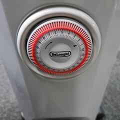 デロンギ　オイルヒーター稼働品の画像