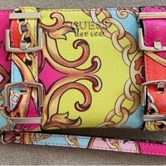 ★GUESS EST1981★チェーン柄 長財布