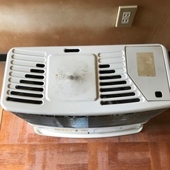 決定　トヨトミ　ストーブ　点火はチャッカマンの画像
