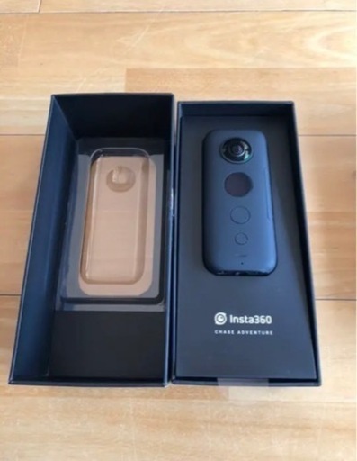 売れました　Insta360 ONE X、レンズカバー、防水ケース、寒冷地バッテリー　自撮り棒