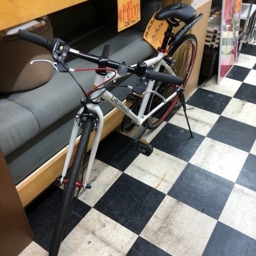 売り切れました！CHEVROLET シボレー クロスバイク 6段変速 軽量アルミフレーム