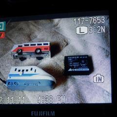 ❤️動作品★28mm望遠504mm★S2500HD★便利な乾電池式FINEPIXの画像