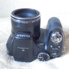 ❤️動作品★28mm望遠504mm★S2500HD★便利な乾電池式FINEPIXの画像