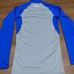 UNDER ARMOUR　アンダーシャツ　SMの画像