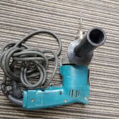  マキタ makita 10mm電動ドリル 8410B　震動 ドリル