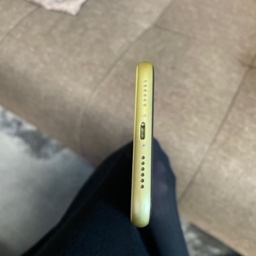 iPhone11 本体 128GB イエロー　simフリー　超美品