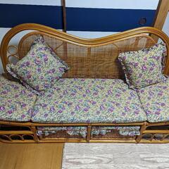 籐製ソファー