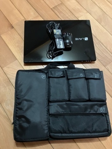 ノートパソコン　タッチパネル搭載　LAVIE NS750/G
