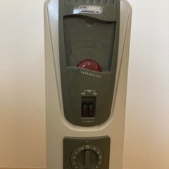デロンギ DeLonghi オイルヒーター 旧式 HR650812FSの画像