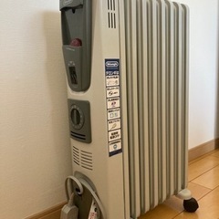 デロンギ DeLonghi オイルヒーター 旧式 HR650812FS