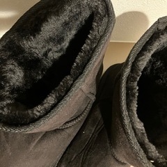 メンズ　黒色　ムートンブーツの画像