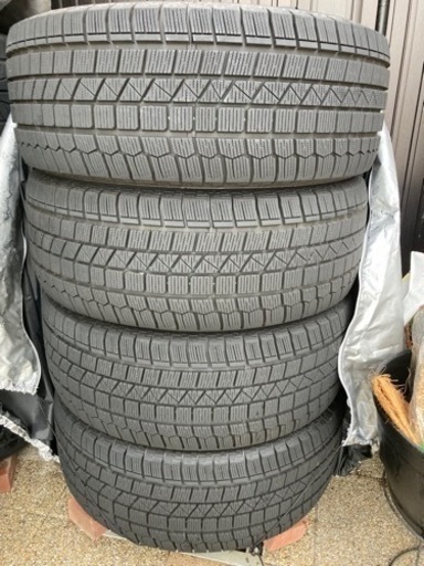 美品スタッドレスタイア&アルミホイール 225/55/R17