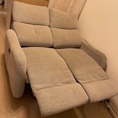 ニトリ電動リクライニングソファ2人掛け定価6万円の画像