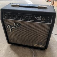 【取引中】FENDER　ギターアンプ