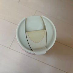 タンブラー　無料　0¥ スターバックスの画像