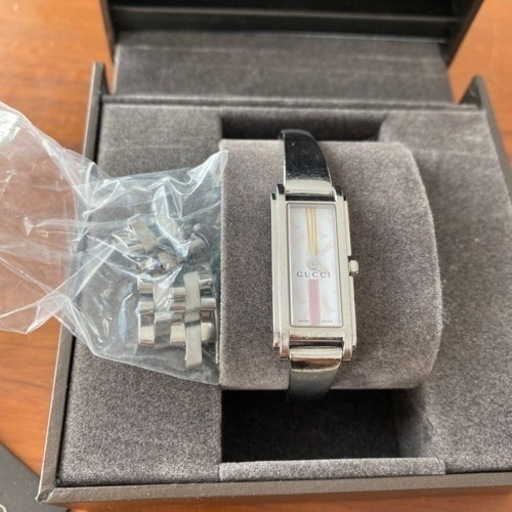 《値下げしました》GUCCI 時計　レディース①