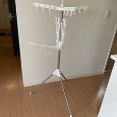 洗濯物干しスタンド　室内干しの画像