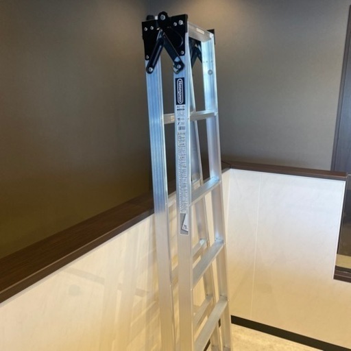 脚立　高さ170cm