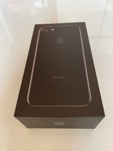 iPhone 7 Jet Black 128 GB SIMフリー