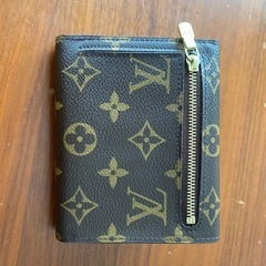 《値下げ》ルイヴィトン　２つ折り財布の画像