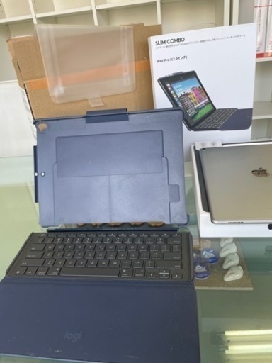 iPad Pro 12.9インチ 美品(第２世代)キーボード&ペン付