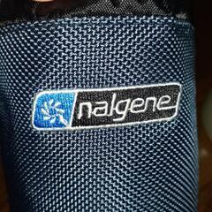 ナルゲン　専用ボトルとケース　どちらも新品の画像