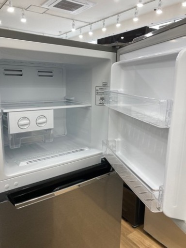 【トレファク高槻店】取りに来れる方限定！【Hisense】2ドア冷蔵庫(227L)です！！ 