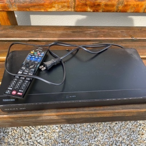 DVDレコーダー　REGZA DBR-Z510