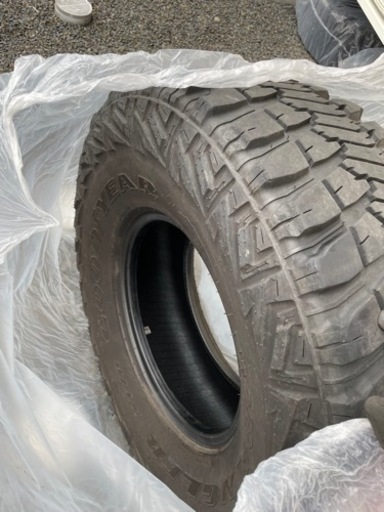 315/75r16 GoodYear Kevlar MT/R マッドタイヤ