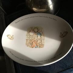 WEDGWOODのピーターラビットのお皿２枚ですの画像