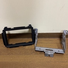 ホンダ　旧ヴェゼル  純正カーナビフレーム