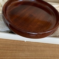 お盆と茶托5枚の画像
