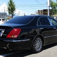 高級セダンの代名詞！クラウンマジェスタ！【自社ローンのオトロン】の画像