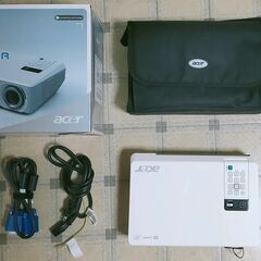【受付停止中】プロジェクター（Acer/H5350）と100イン...