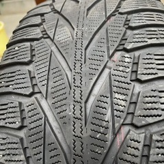 スタッドレスタイヤ　アルファードの画像