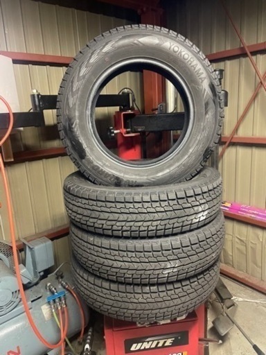 お買い上げありがとうございました😊2018 ヨコハマタイヤ😊バリ溝‼️ジムニーサイズ‼️175/80R16