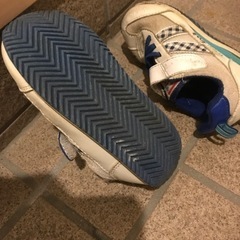 スニーカー16.0の画像