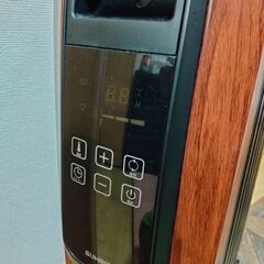 オイルヒーター　キャスター、リモコン付き　説明書ありの画像